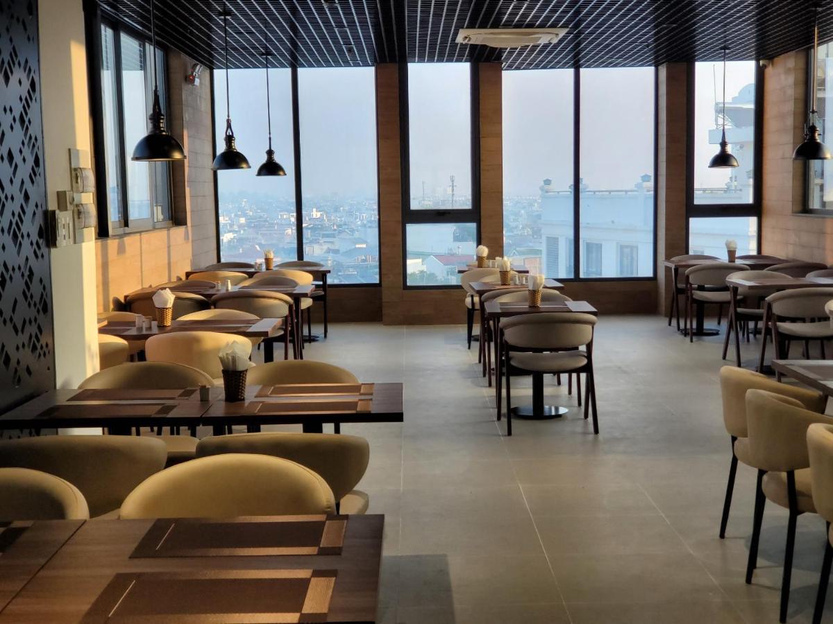 Thanh Long Hotel - Bach Dang Хошимін Екстер'єр фото