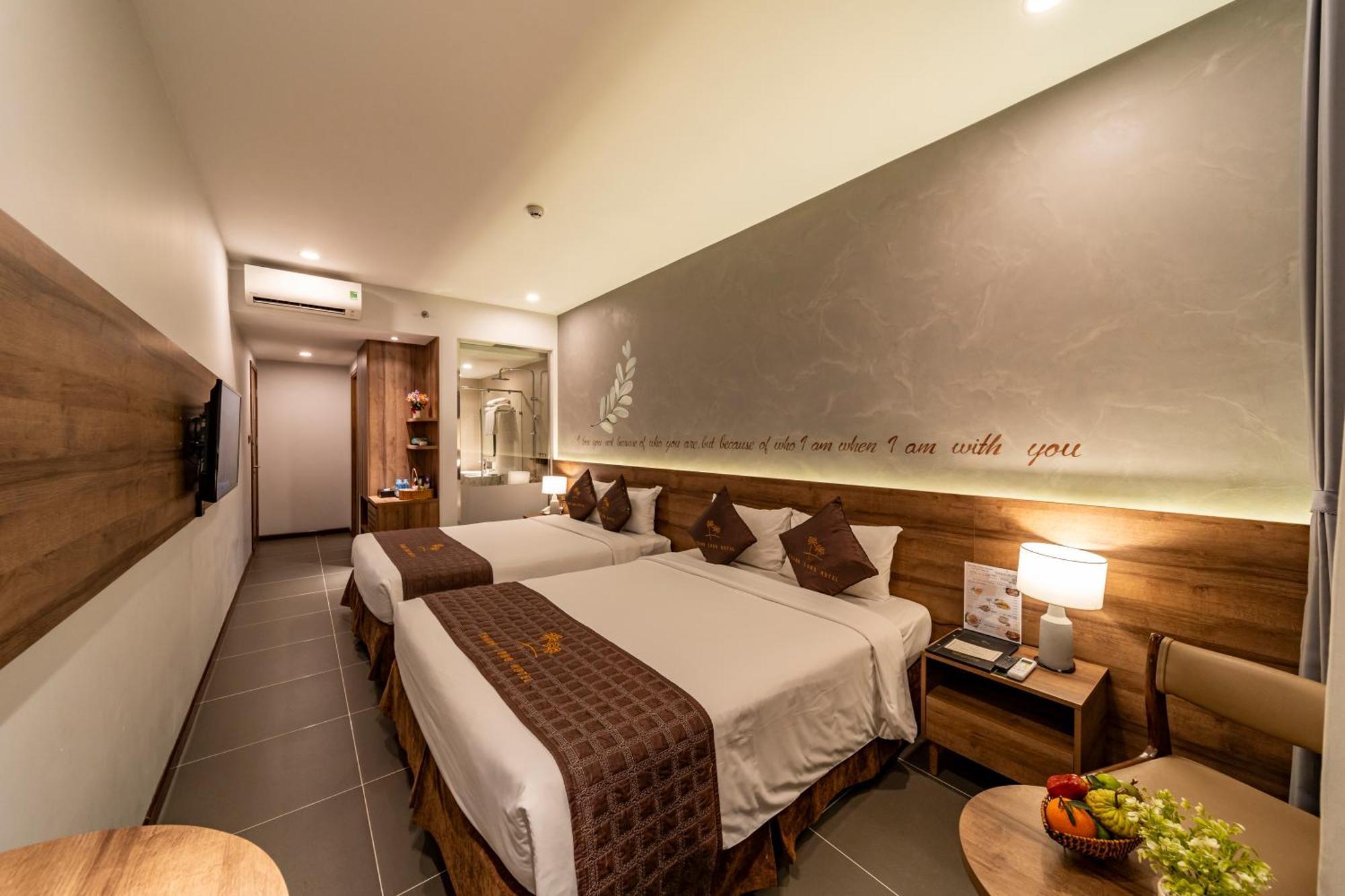 Thanh Long Hotel - Bach Dang Хошимін Екстер'єр фото