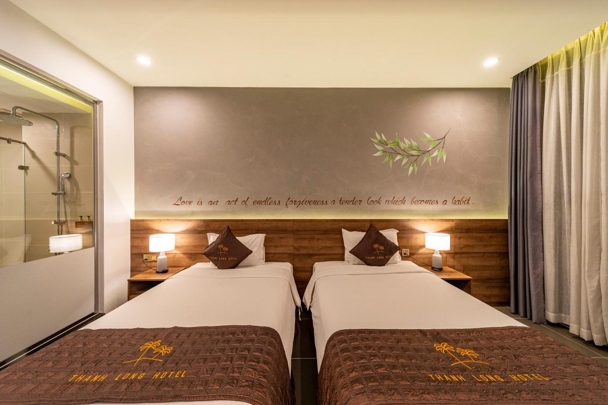 Thanh Long Hotel - Bach Dang Хошимін Екстер'єр фото