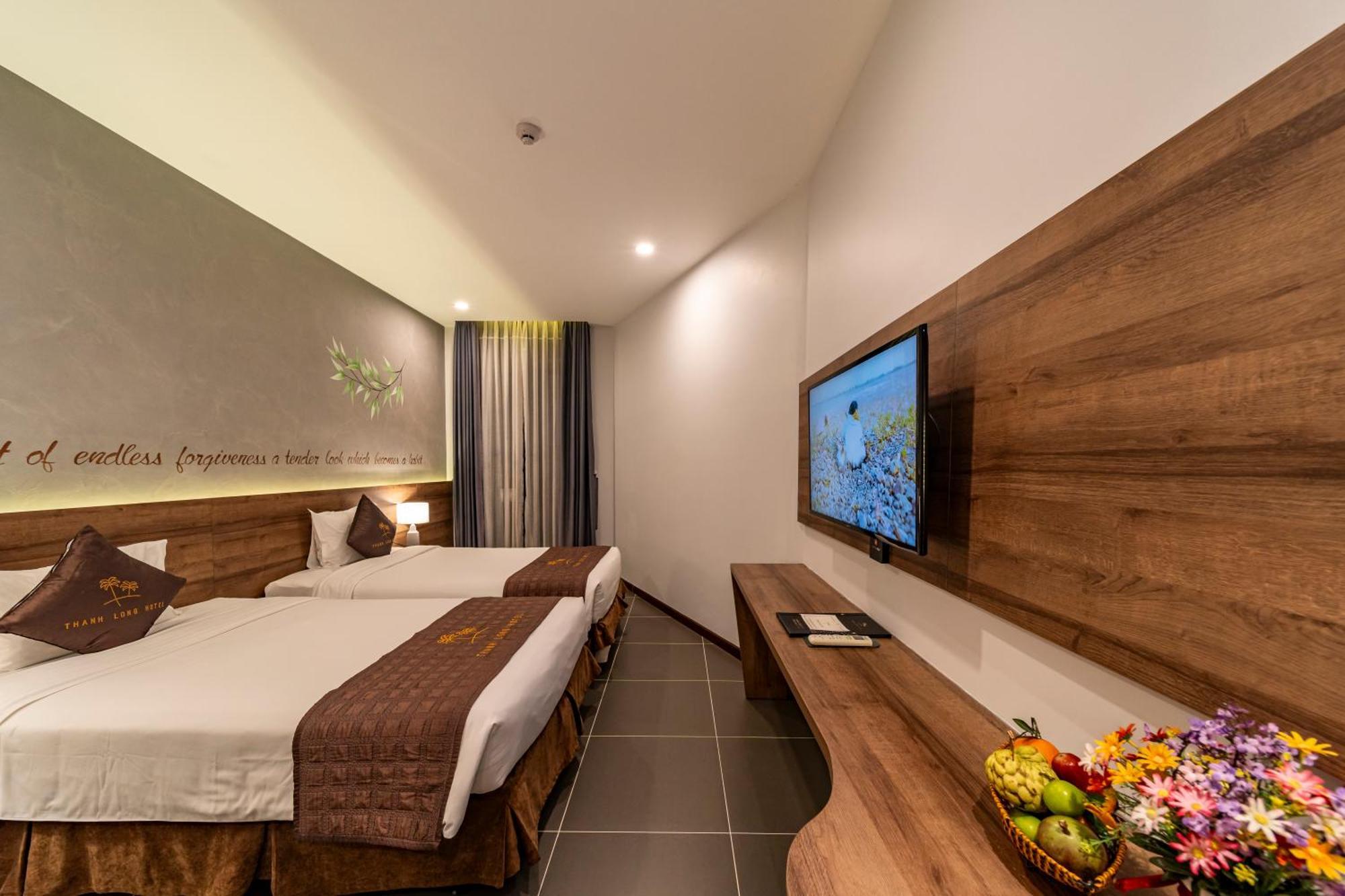 Thanh Long Hotel - Bach Dang Хошимін Екстер'єр фото