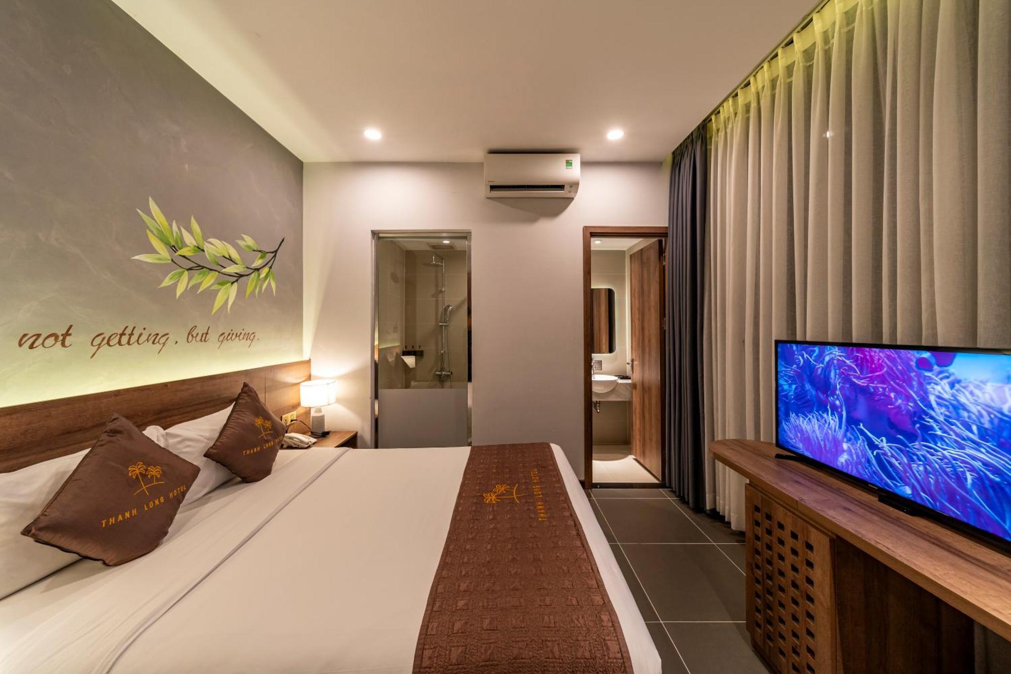 Thanh Long Hotel - Bach Dang Хошимін Екстер'єр фото